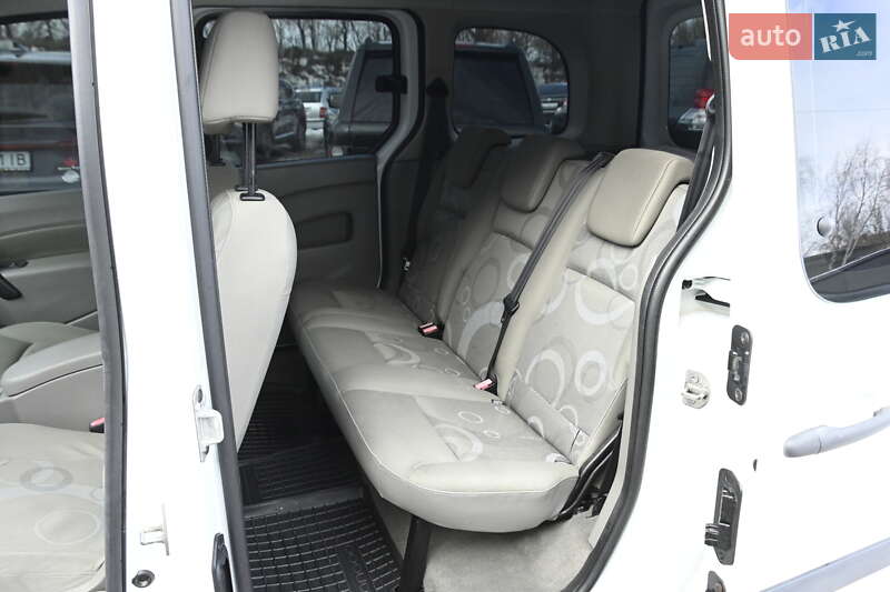 Мінівен Renault Kangoo 2009 в Бердичеві фото 34 Мінівен Renault Kangoo 2009 в Бердичеві