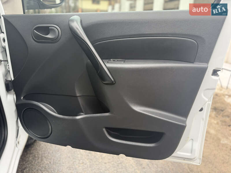 Мінівен Renault Kangoo 2017 в Ірпені фото 19 Мінівен Renault Kangoo 2017 в Ірпені