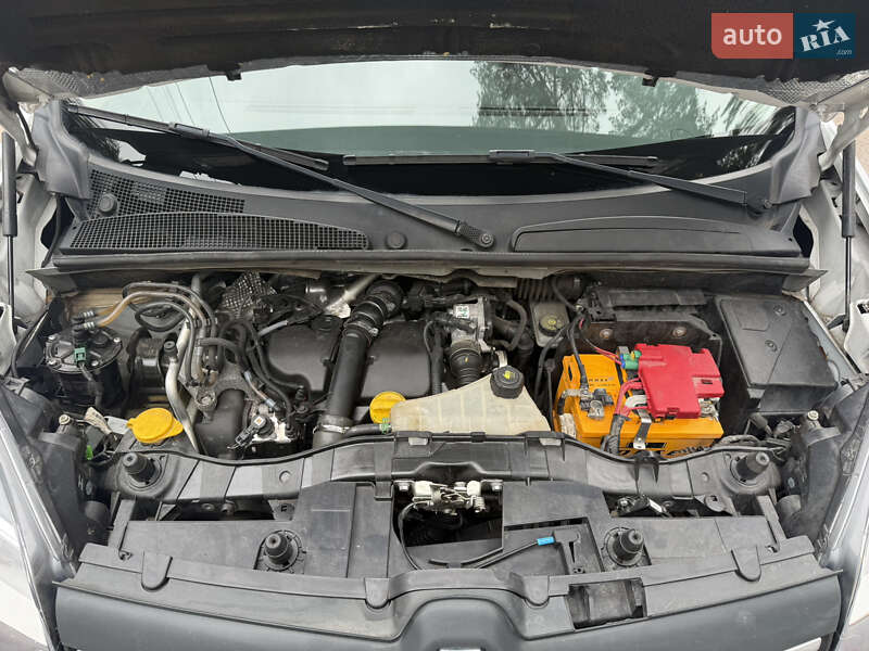 Мінівен Renault Kangoo 2017 в Ірпені фото 25 Мінівен Renault Kangoo 2017 в Ірпені