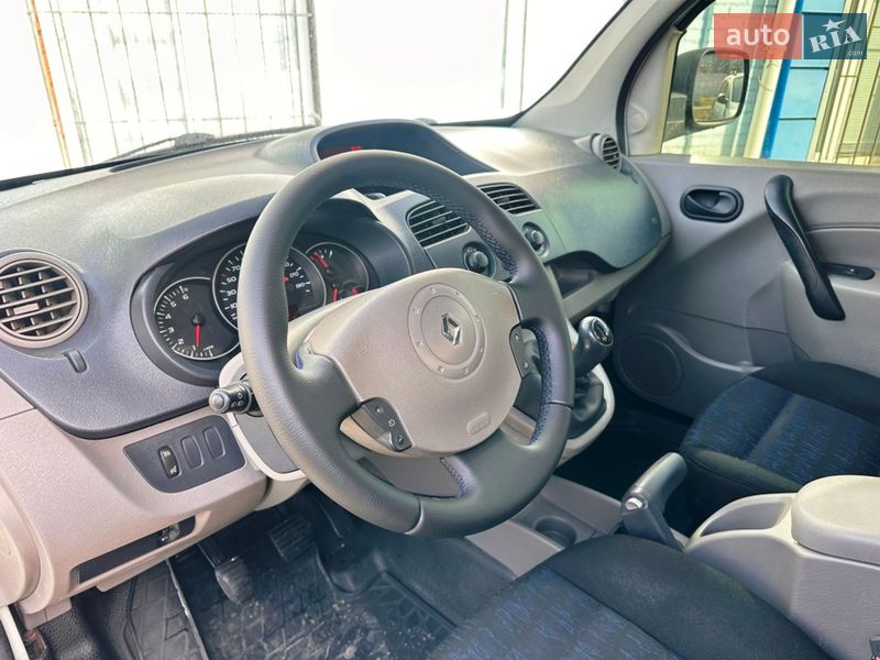 Минивэн Renault Kangoo 2009 в Запорожье