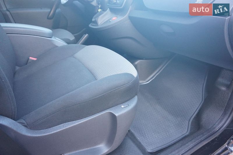 Минивэн Renault Kangoo 2018 в Самборе