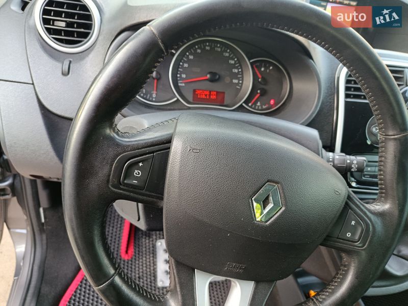 Минивэн Renault Kangoo 2016 в Новгородке