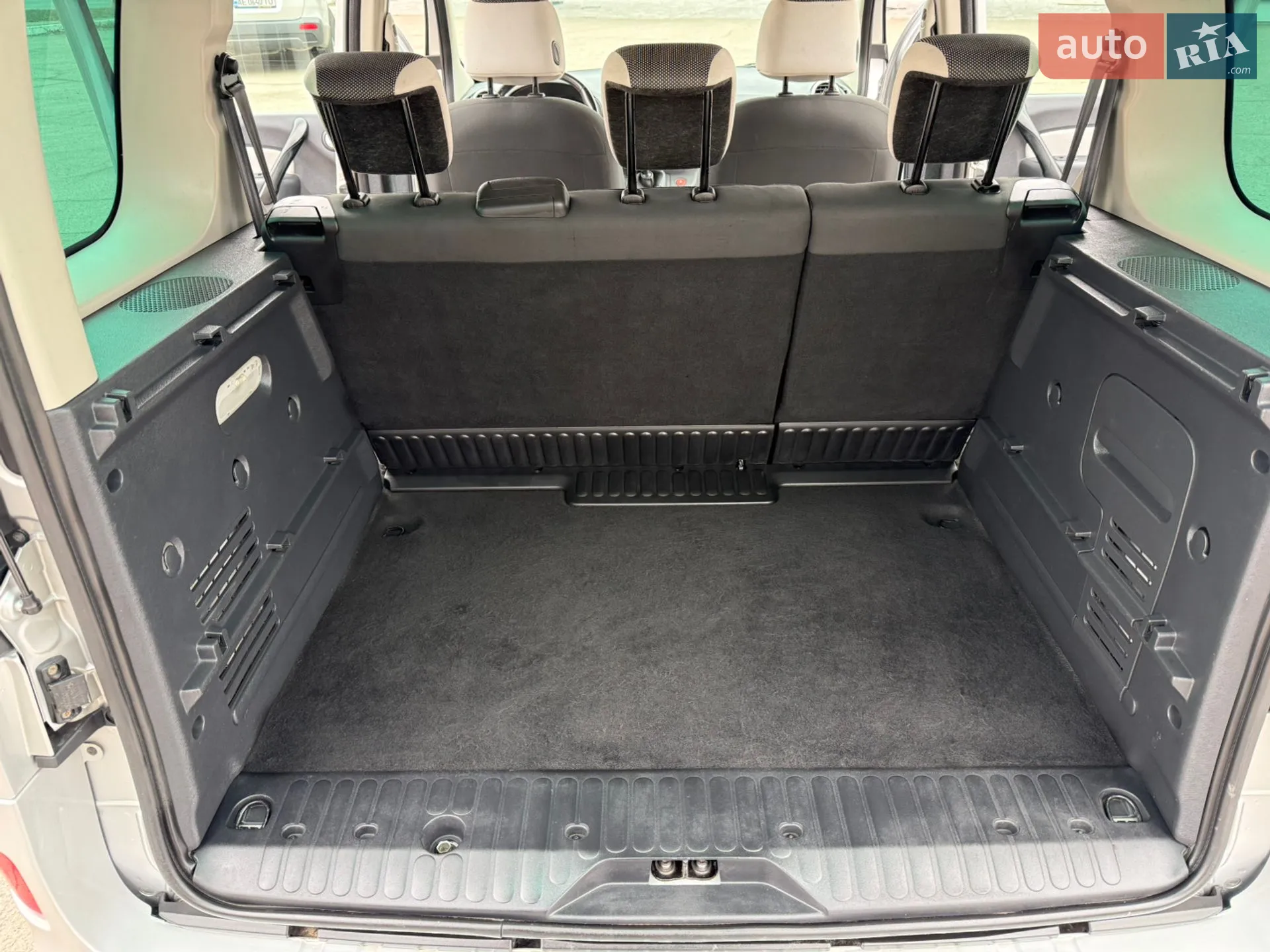 2013 Renault Kangoo - мініатюра 79
