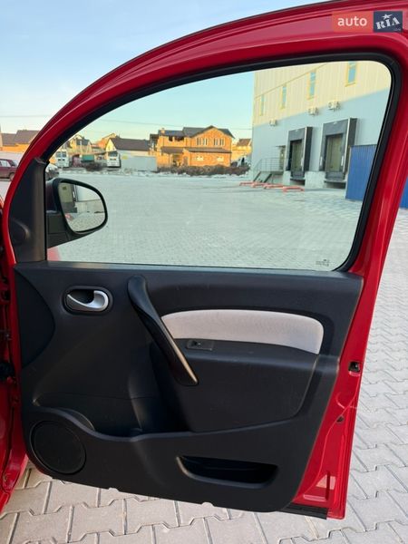 Минивэн Renault Kangoo 2015 в Львове