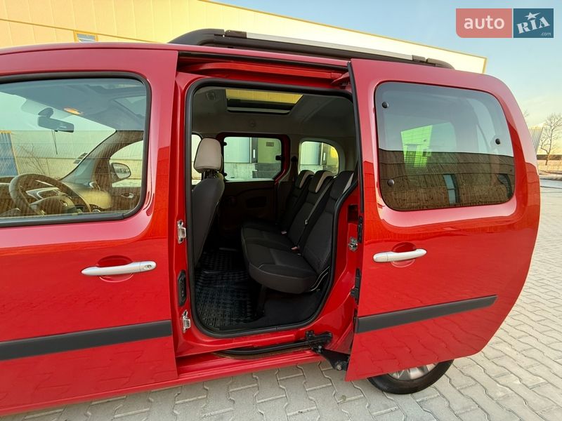 Минивэн Renault Kangoo 2015 в Львове