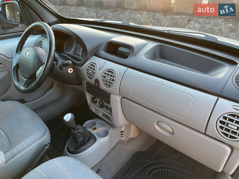 Минивэн Renault Kangoo 2005 в Виннице