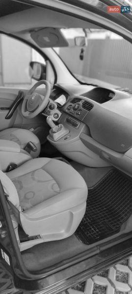 Минивэн Renault Kangoo 2010 в Ивано-Франковске