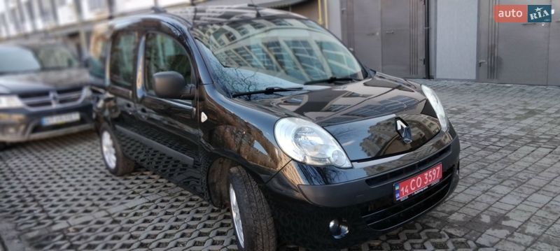 Минивэн Renault Kangoo 2010 в Ивано-Франковске
