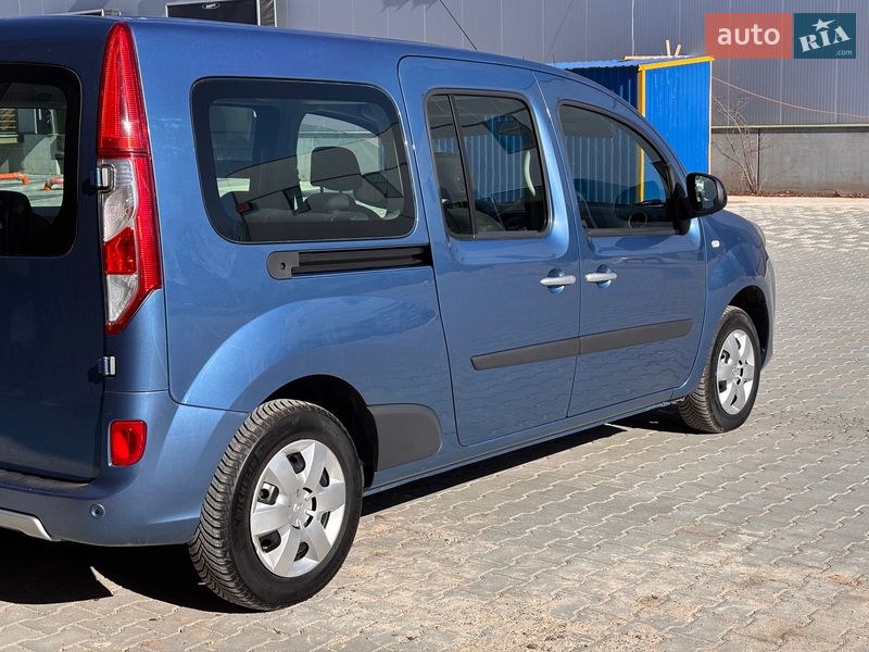 Минивэн Renault Kangoo 2015 в Львове