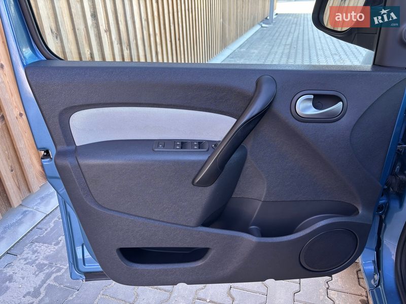 Минивэн Renault Kangoo 2015 в Львове