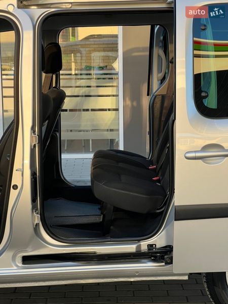 Минивэн Renault Kangoo 2016 в Житомире