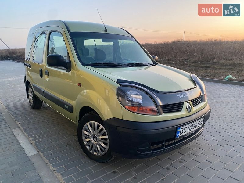 Мінівен Renault Kangoo 2004 в Луцьку