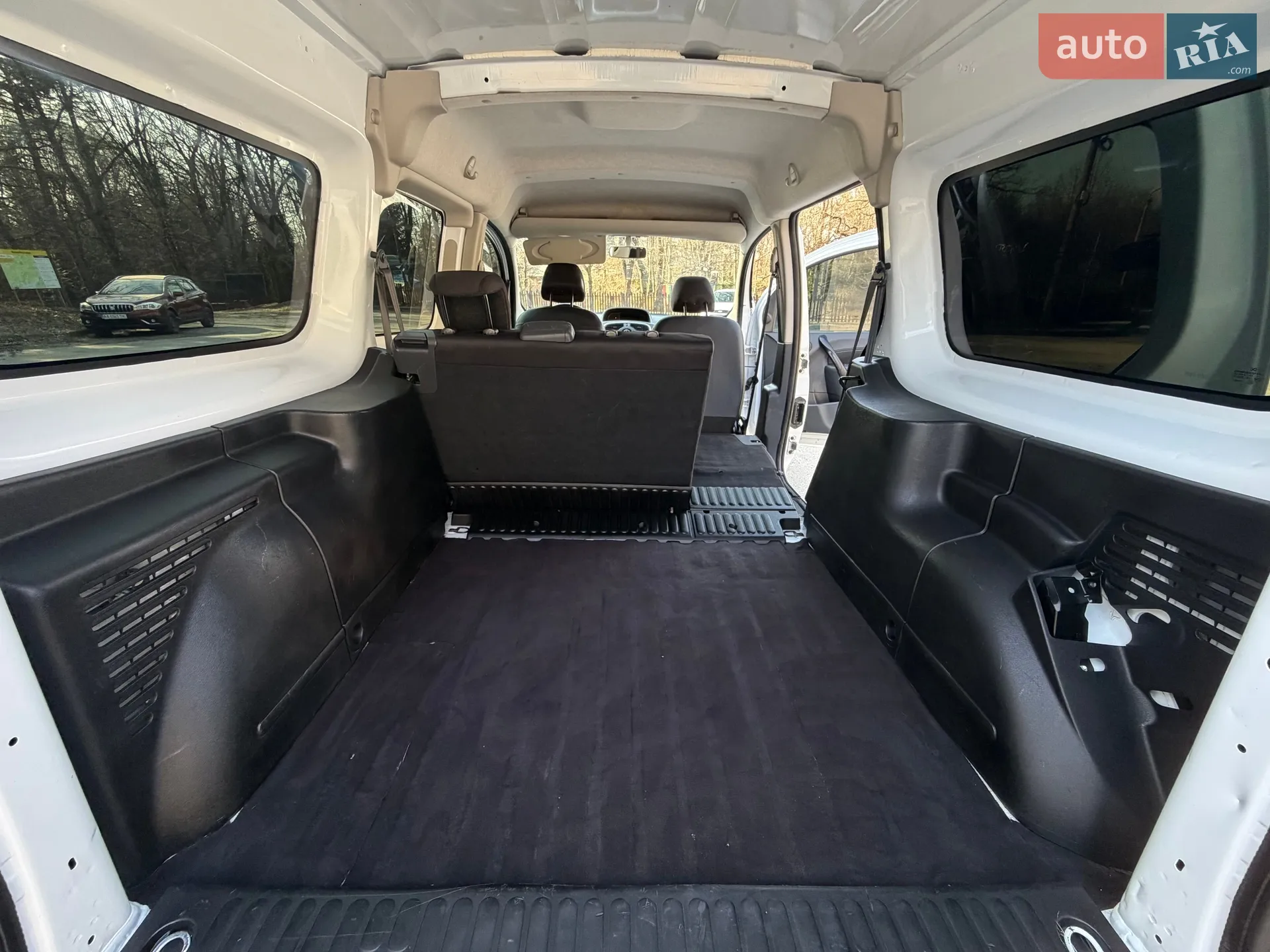 2015 Renault Kangoo - мініатюра 28