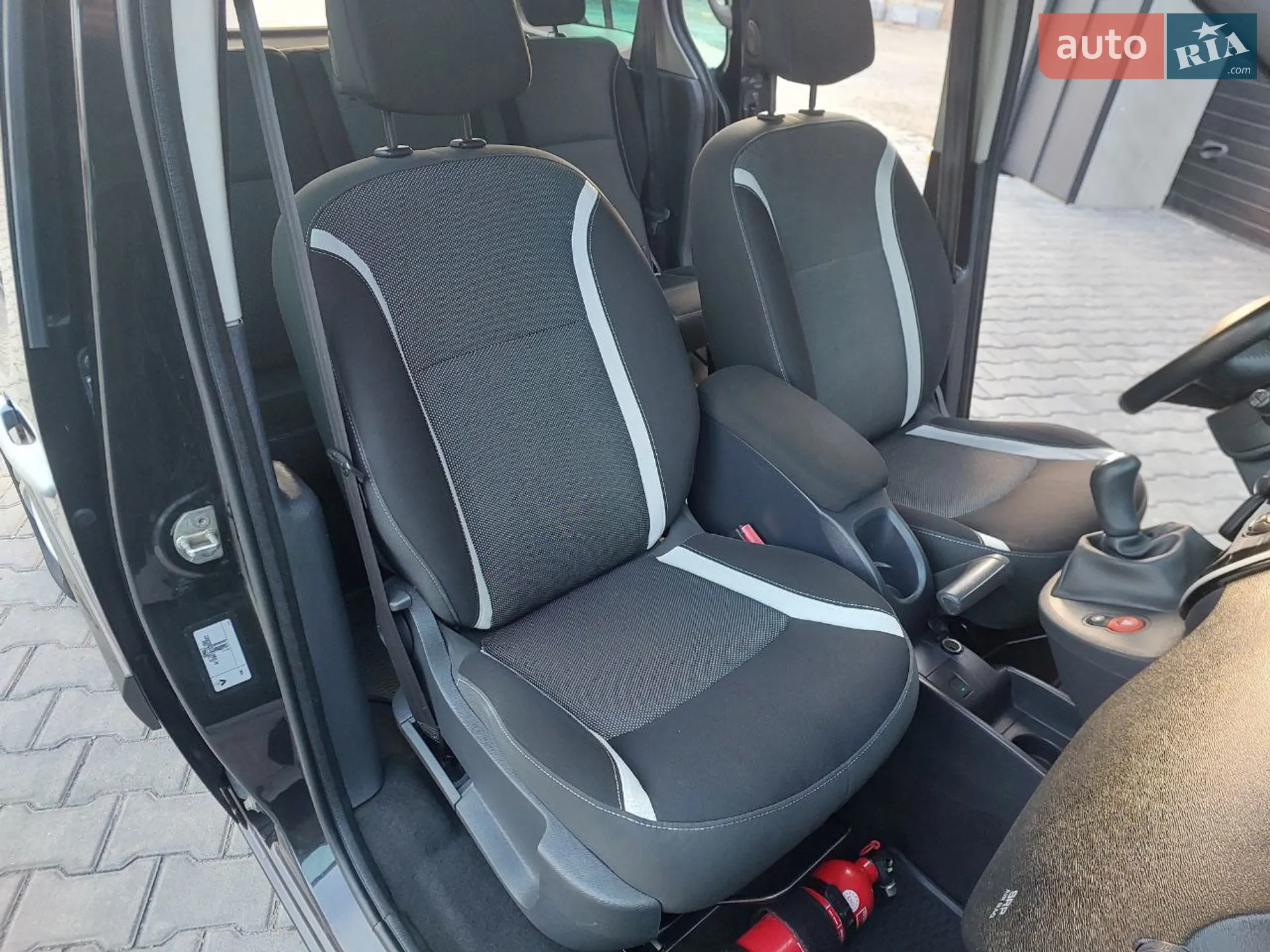 2015 Renault Kangoo - мініатюра 32