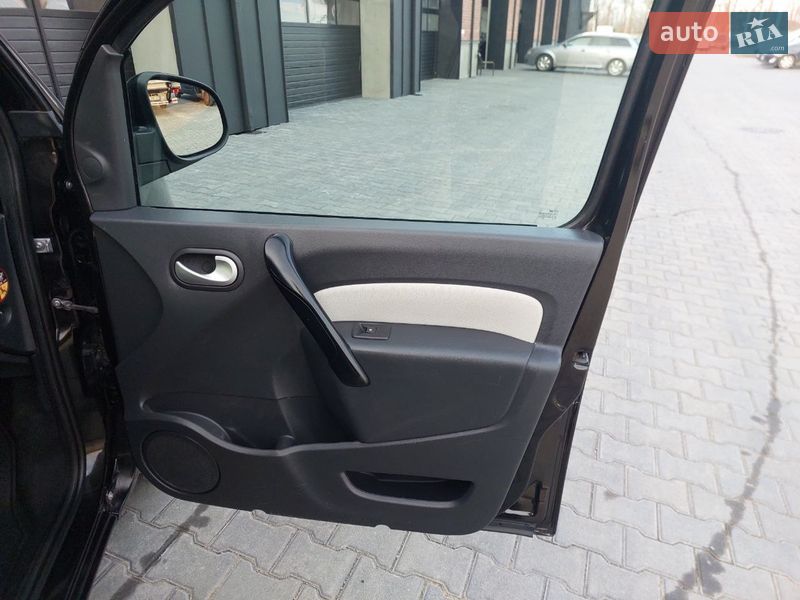 Минивэн Renault Kangoo 2015 в Ровно фото 37 Минивэн Renault Kangoo 2015 в Ровно