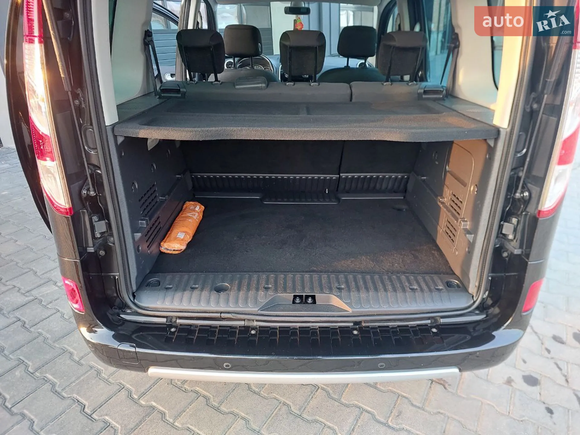 2015 Renault Kangoo - мініатюра 39