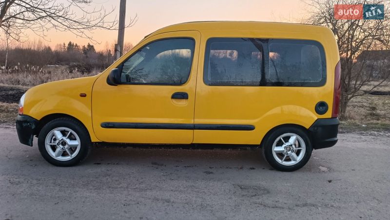 Минивэн Renault Kangoo 2000 в Сарнах