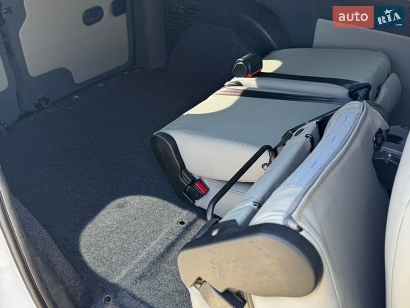 Мінівен Renault Kangoo 2016 в Бердичеві фото 15 Мінівен Renault Kangoo 2016 в Бердичеві