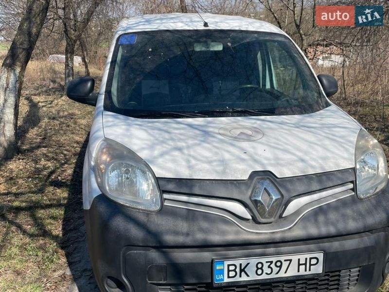 Грузопассажирский фургон Renault Kangoo 2013 в Ровно