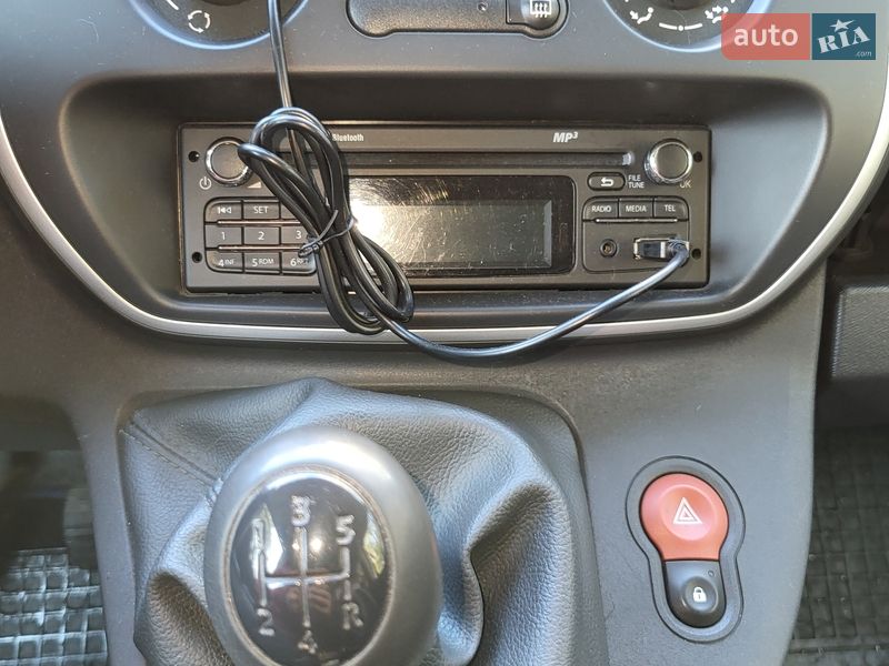 Грузопассажирский фургон Renault Kangoo 2013 в Ровно