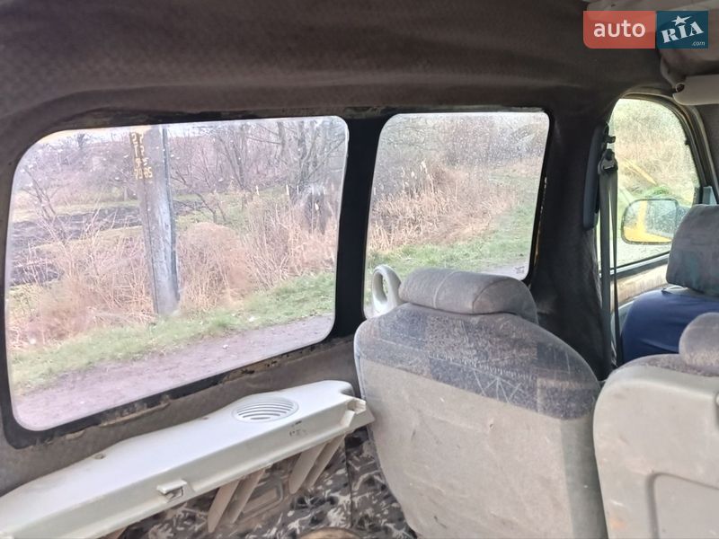 Минивэн Renault Kangoo 2000 в Сарнах