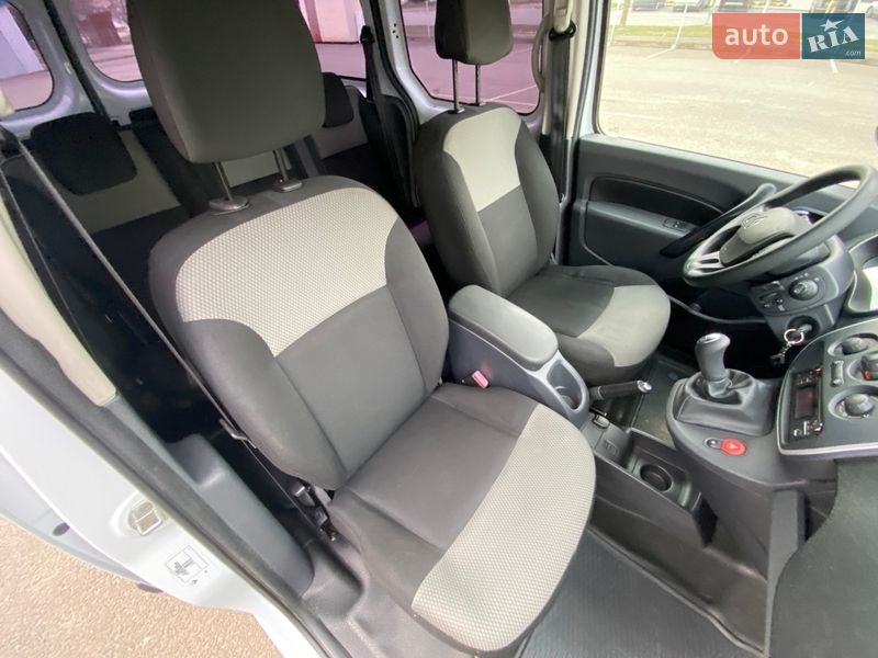 Вантажний фургон Renault Kangoo 2018 в Києві фото 21 Вантажний фургон Renault Kangoo 2018 в Києві