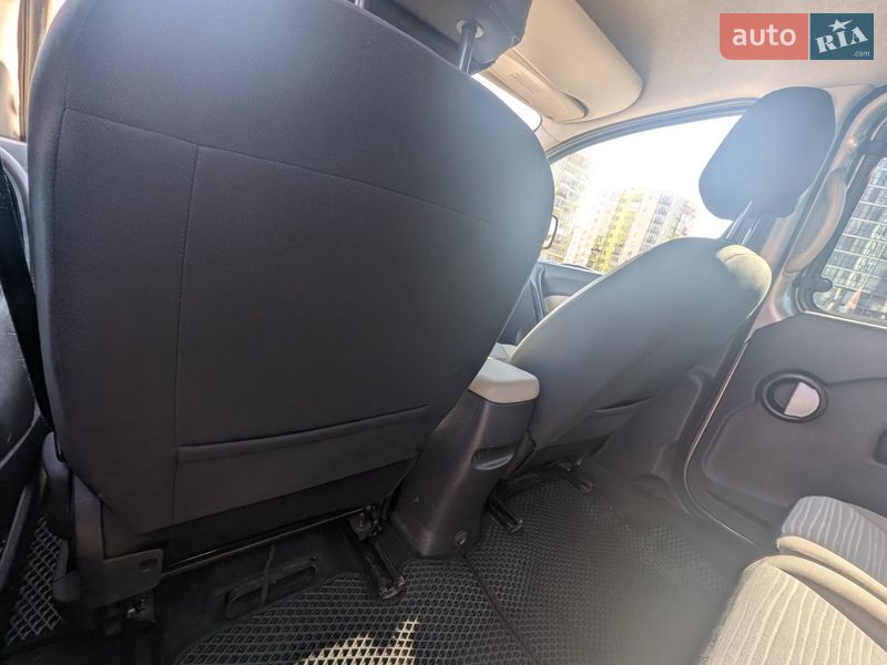 Минивэн Renault Kangoo 2011 в Львове