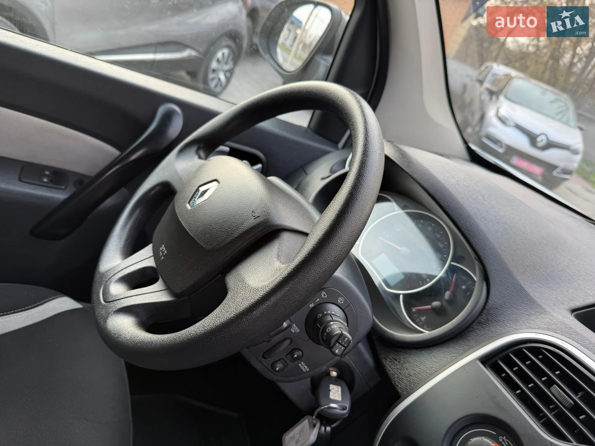 2015 Renault Kangoo - мініатюра 38