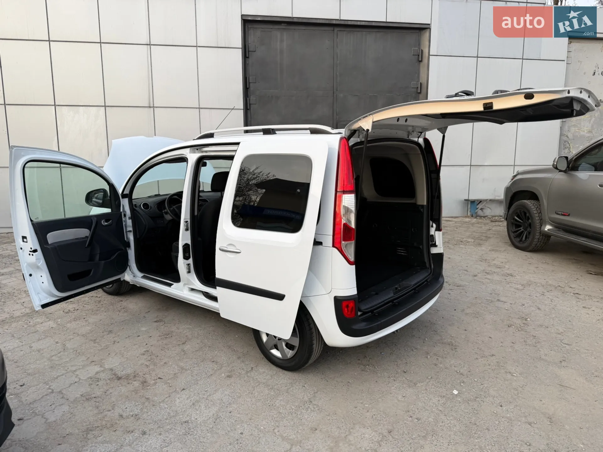 2015 Renault Kangoo - мініатюра 102