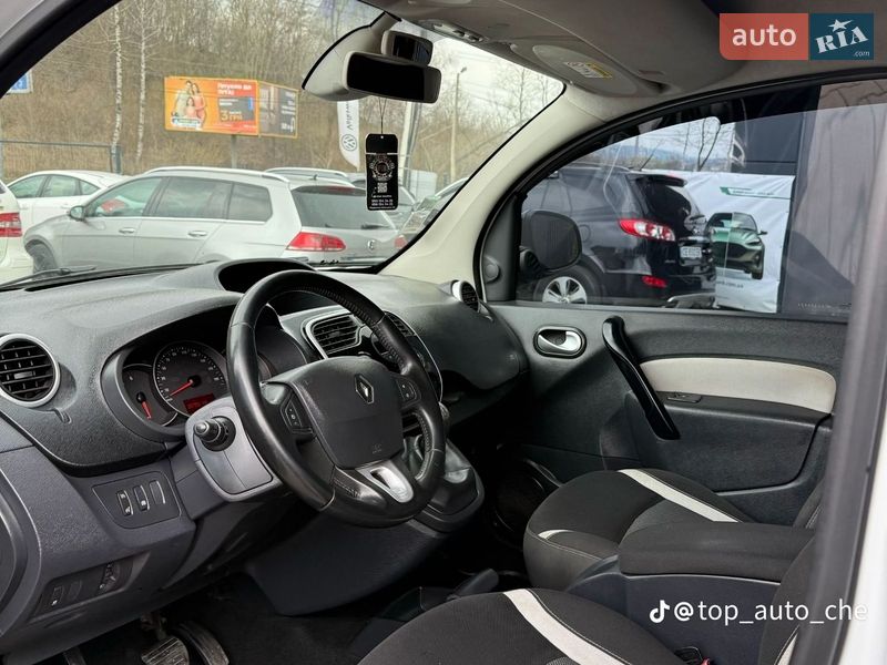 Мінівен Renault Kangoo 2014 в Чернівцях