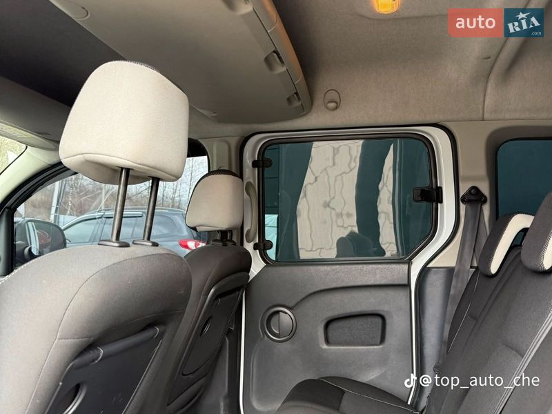 Мінівен Renault Kangoo 2014 в Чернівцях