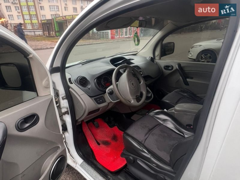 Минивэн Renault Kangoo 2011 в Софиевской Борщаговке фото 9 Минивэн Renault Kangoo 2011 в Софиевской Борщаговке