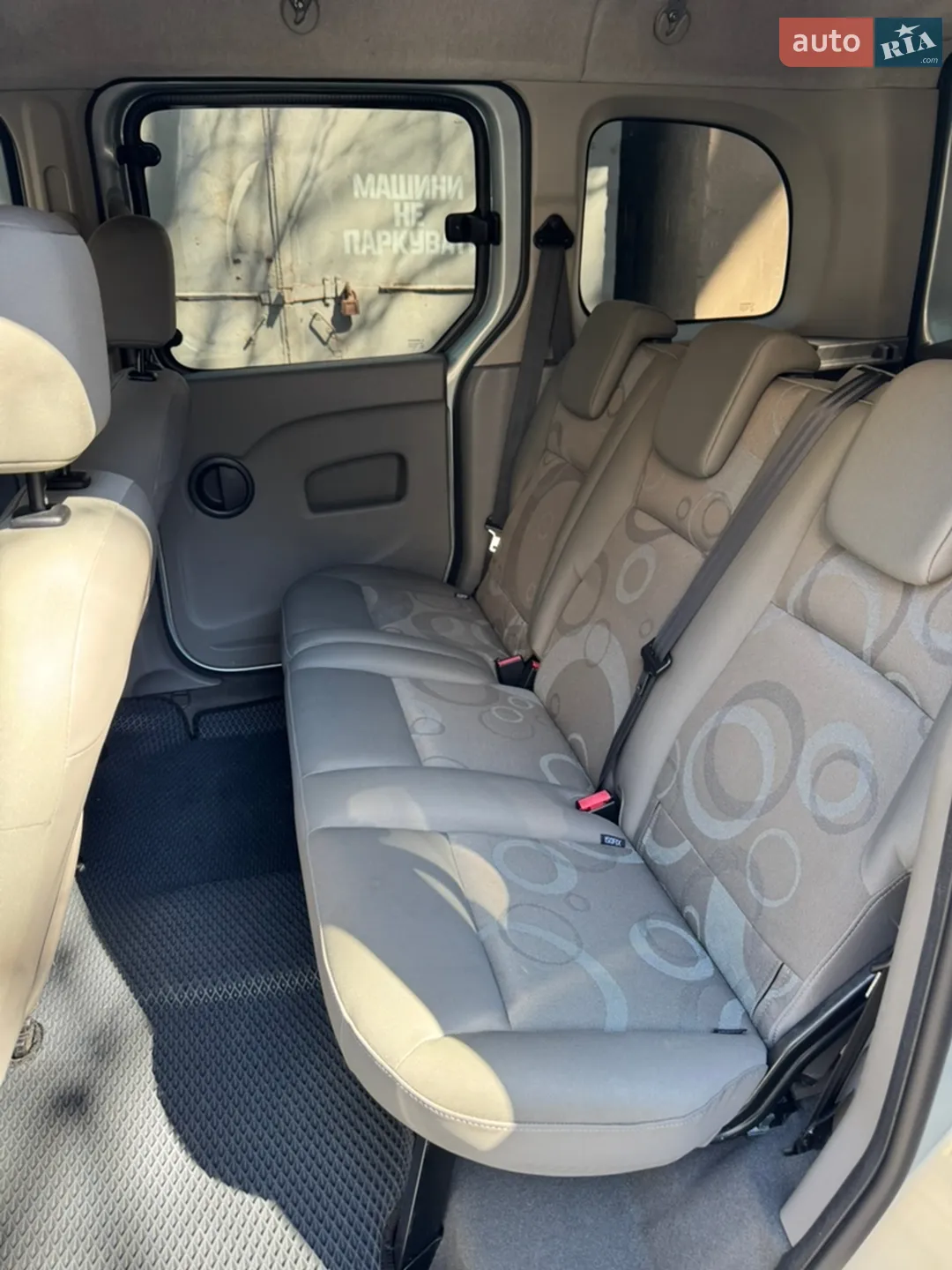 2010 Renault Kangoo - мініатюра 8