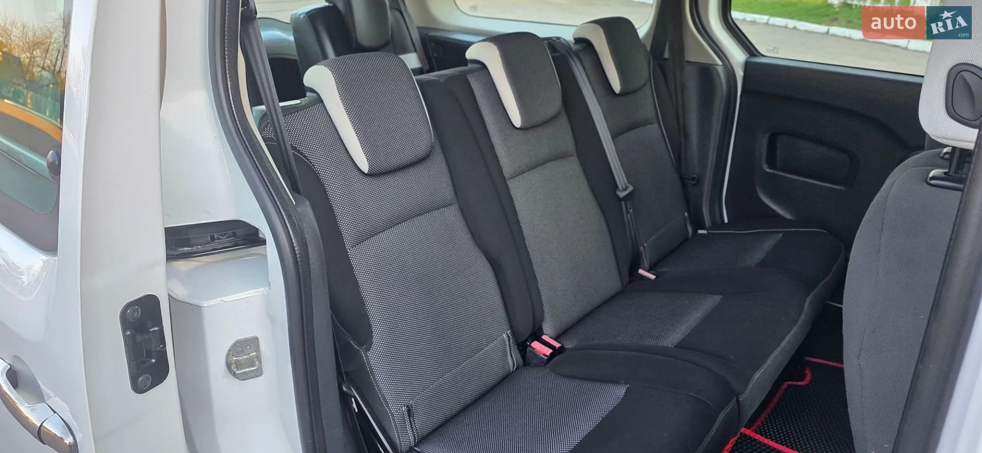 2015 Renault Kangoo - мініатюра 90