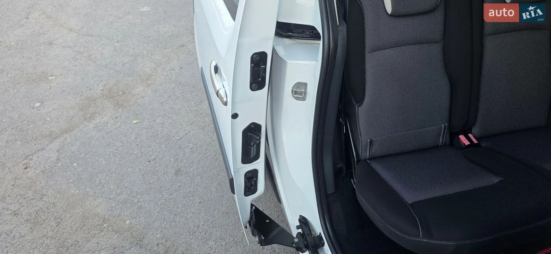 2015 Renault Kangoo - мініатюра 92