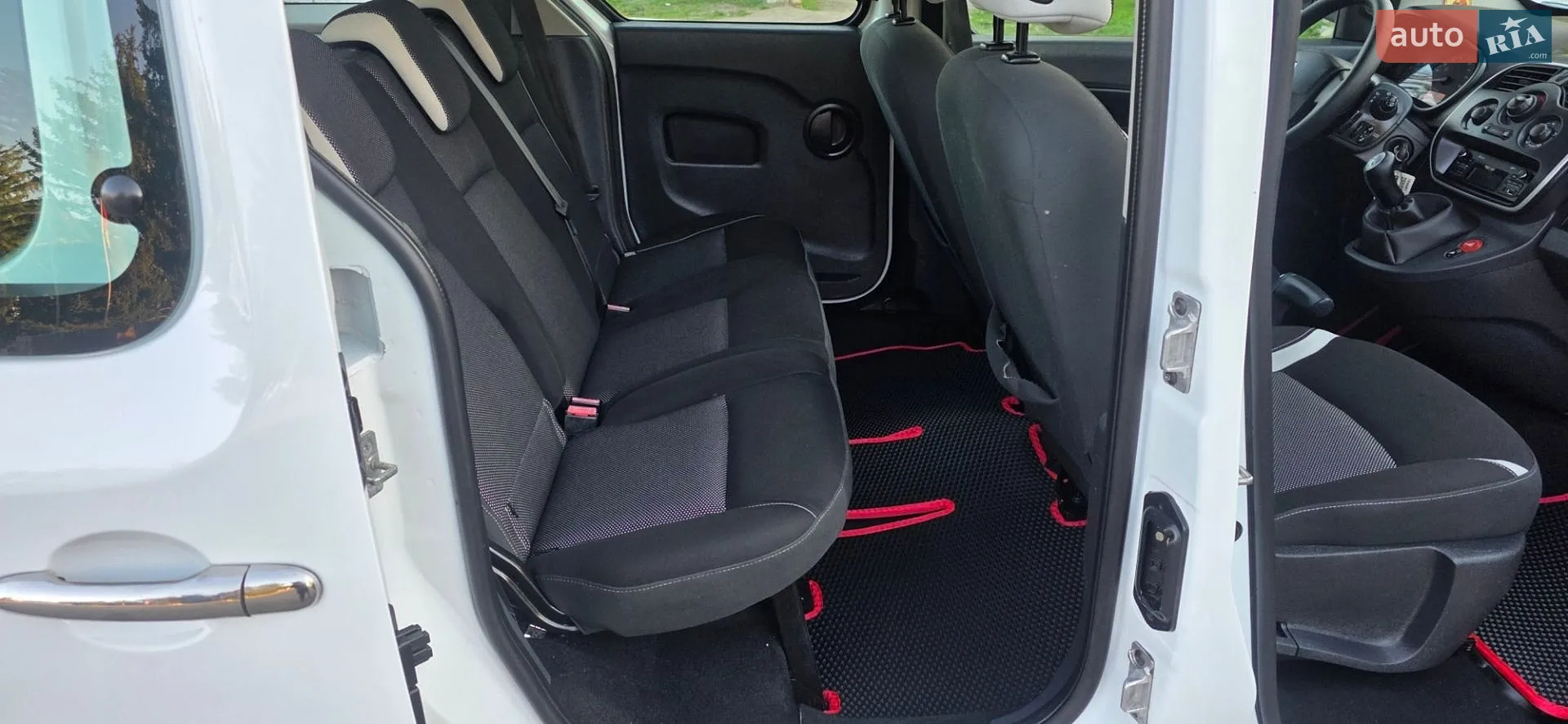 2015 Renault Kangoo - мініатюра 96