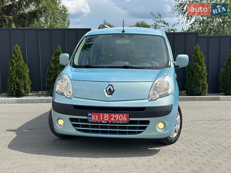 Минивэн Renault Kangoo 2010 в Луцке