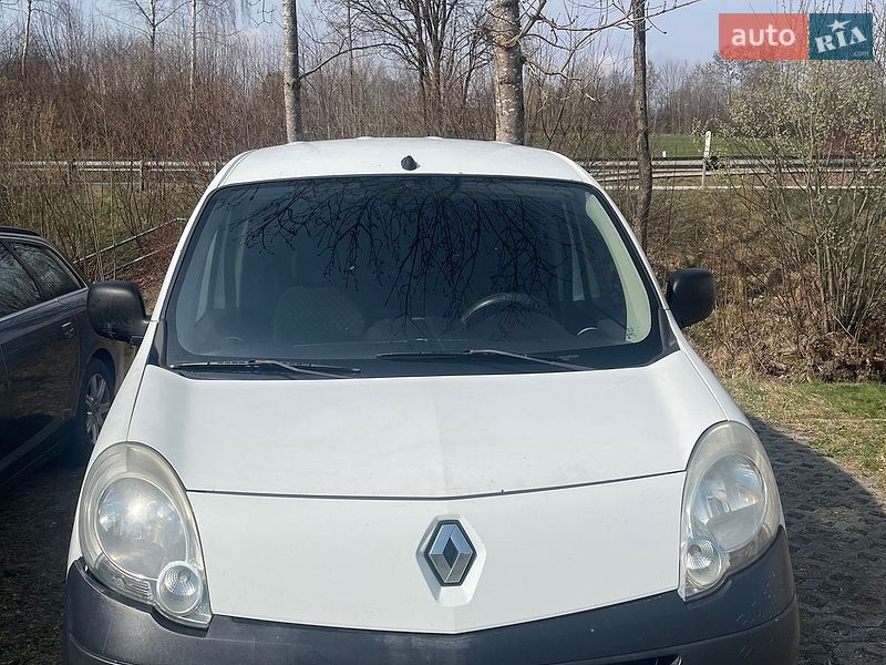 Грузовой фургон Renault Kangoo 2011 в Львове