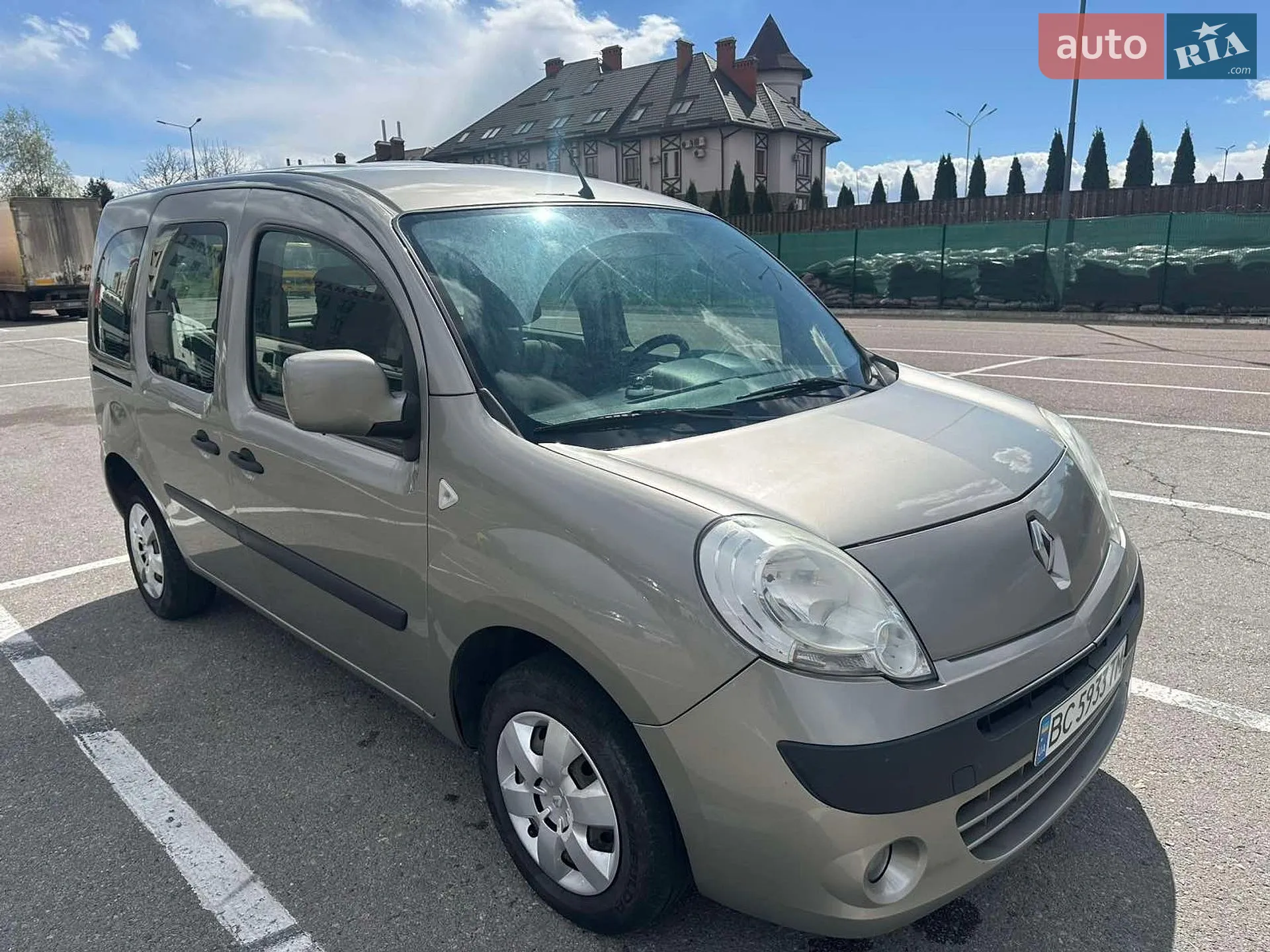 2010 Renault Kangoo - мініатюра 17