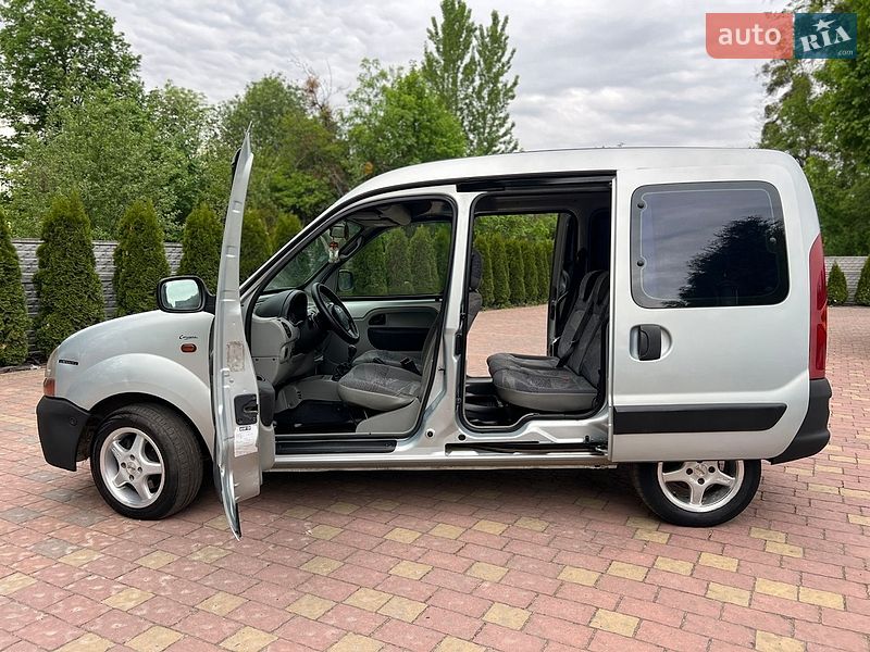 Минивэн Renault Kangoo 2002 в Жовкве