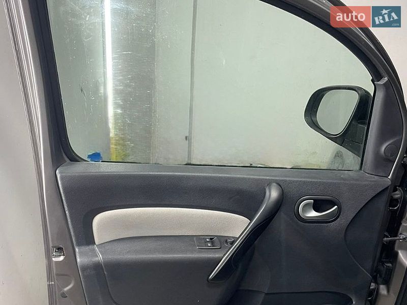 Минивэн Renault Kangoo 2015 в Днепре