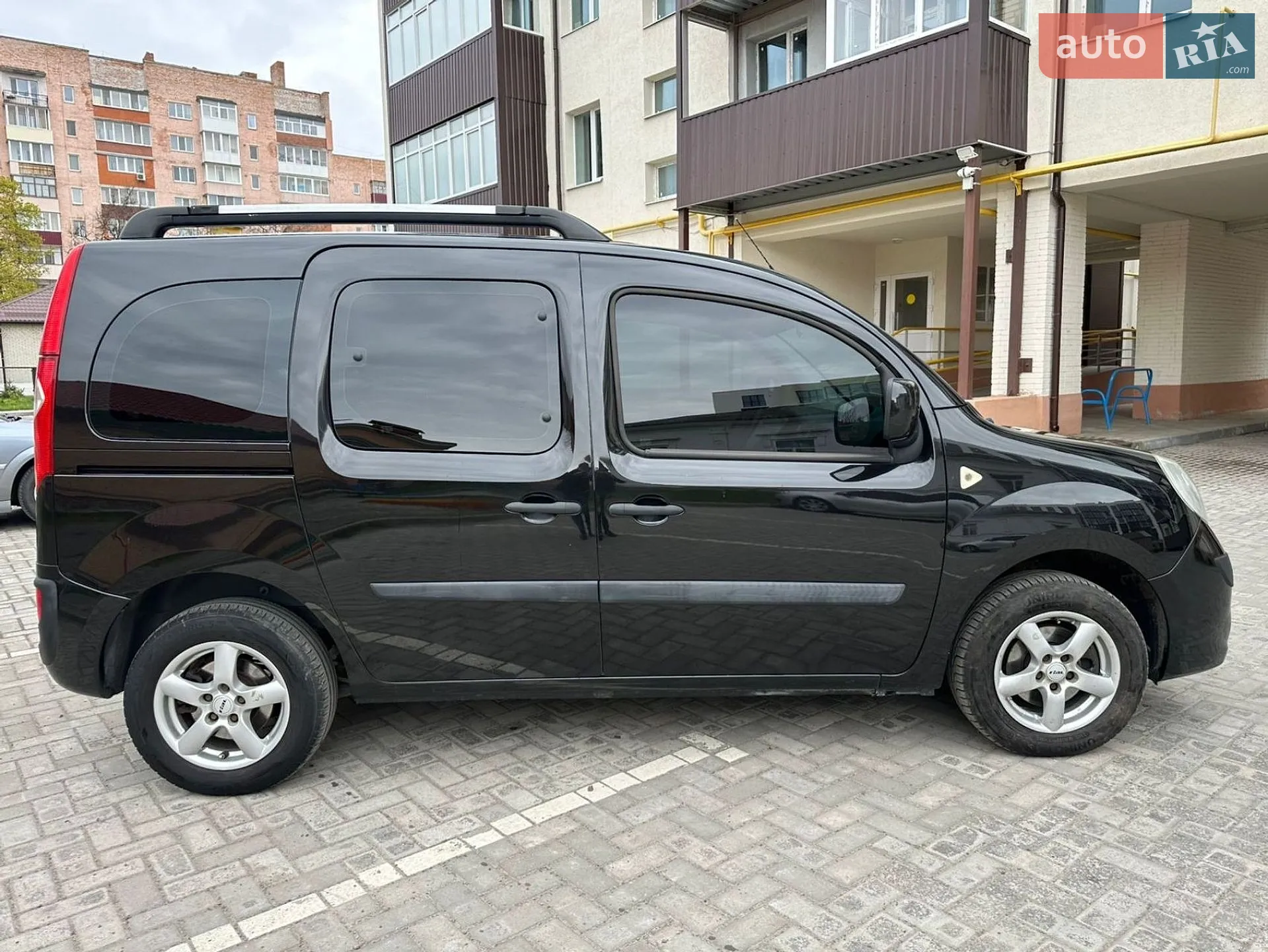 2010 Renault Kangoo - мініатюра 12