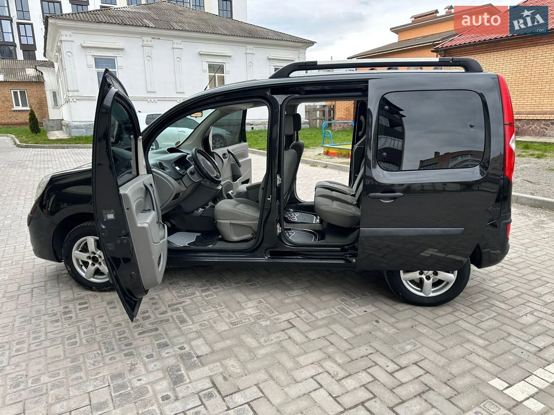 2010 Renault Kangoo - мініатюра 40