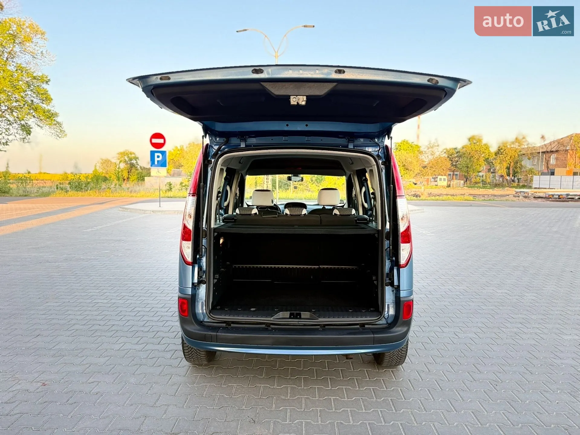 2013 Renault Kangoo - мініатюра 131