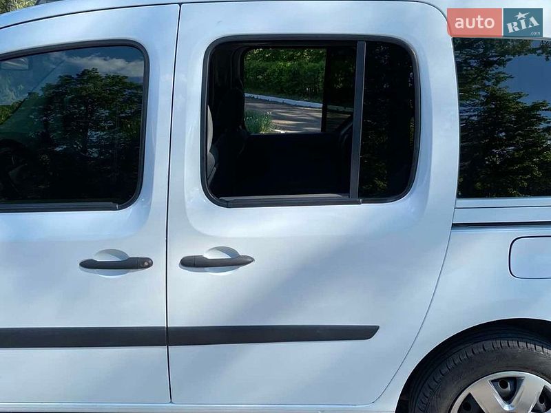 Минивэн Renault Kangoo 2009 в Киеве фото 4 Минивэн Renault Kangoo 2009 в Киеве