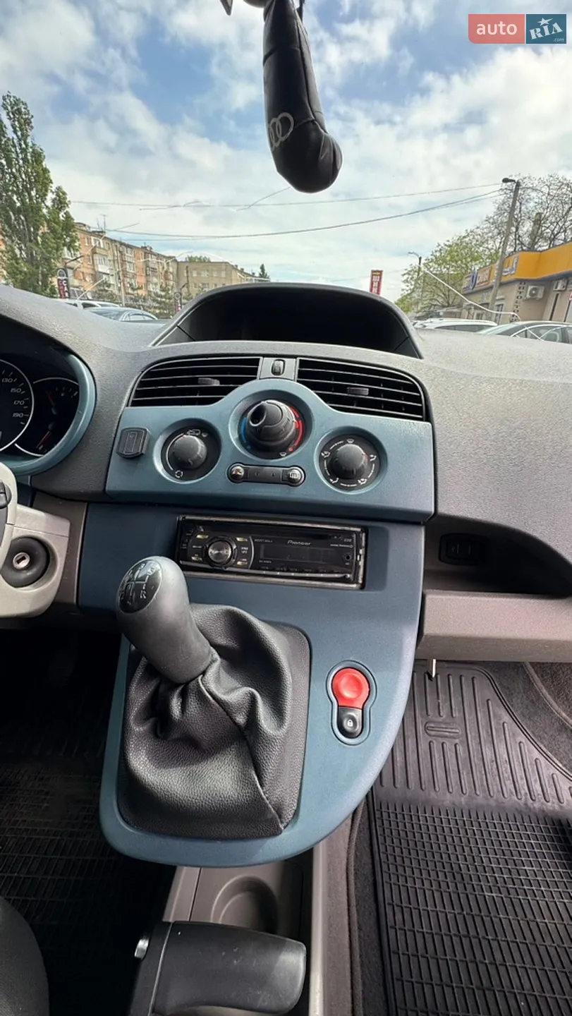 2010 Renault Kangoo - мініатюра 25