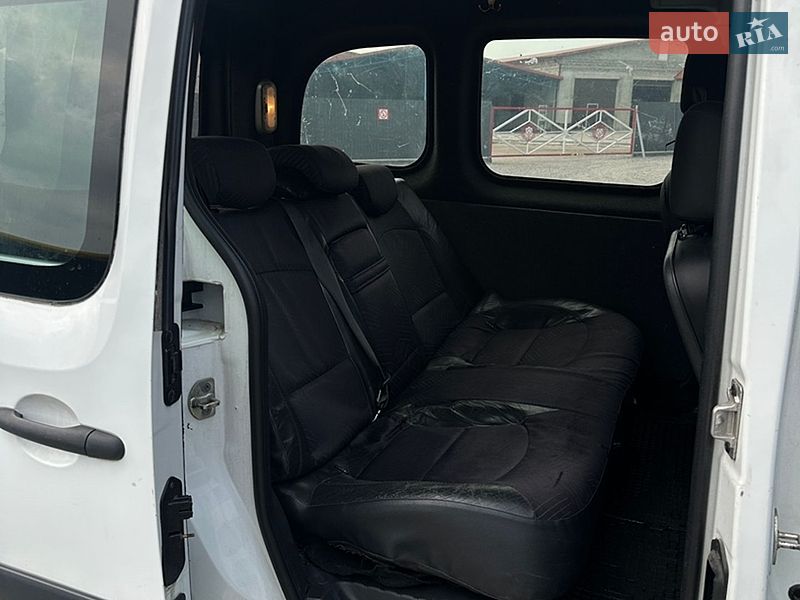 Минивэн Renault Kangoo 2011 в Львове