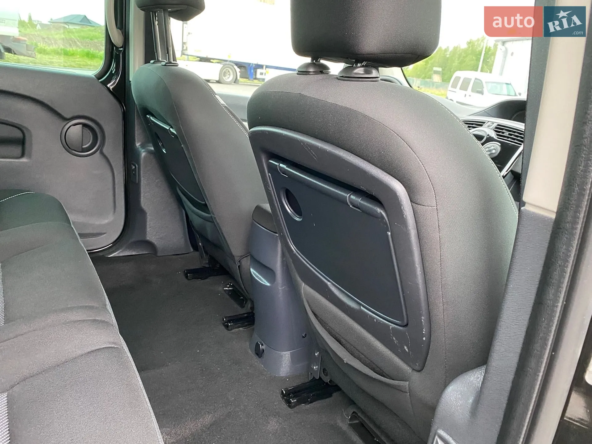 2015 Renault Kangoo - мініатюра 99