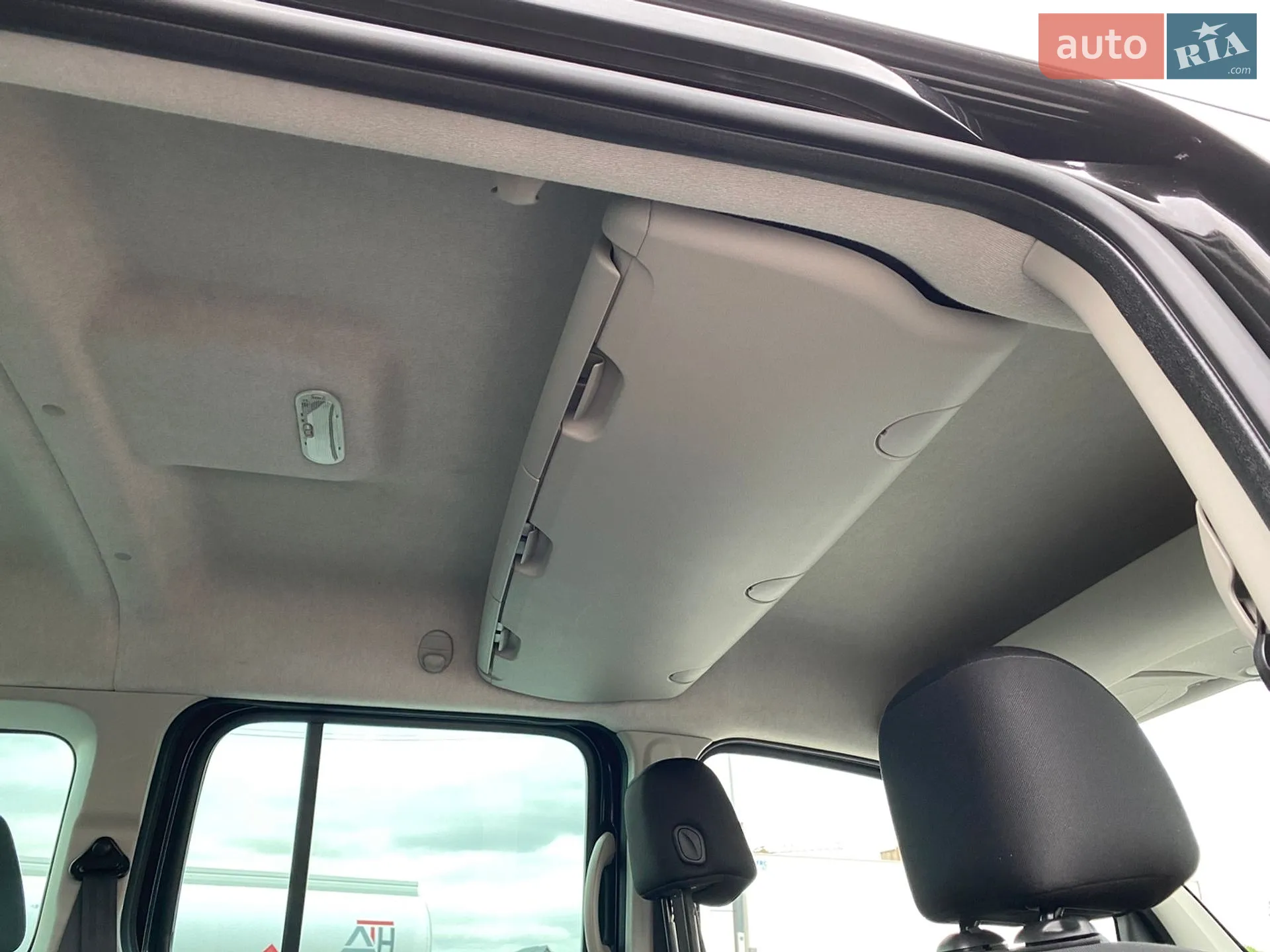 2015 Renault Kangoo - мініатюра 109