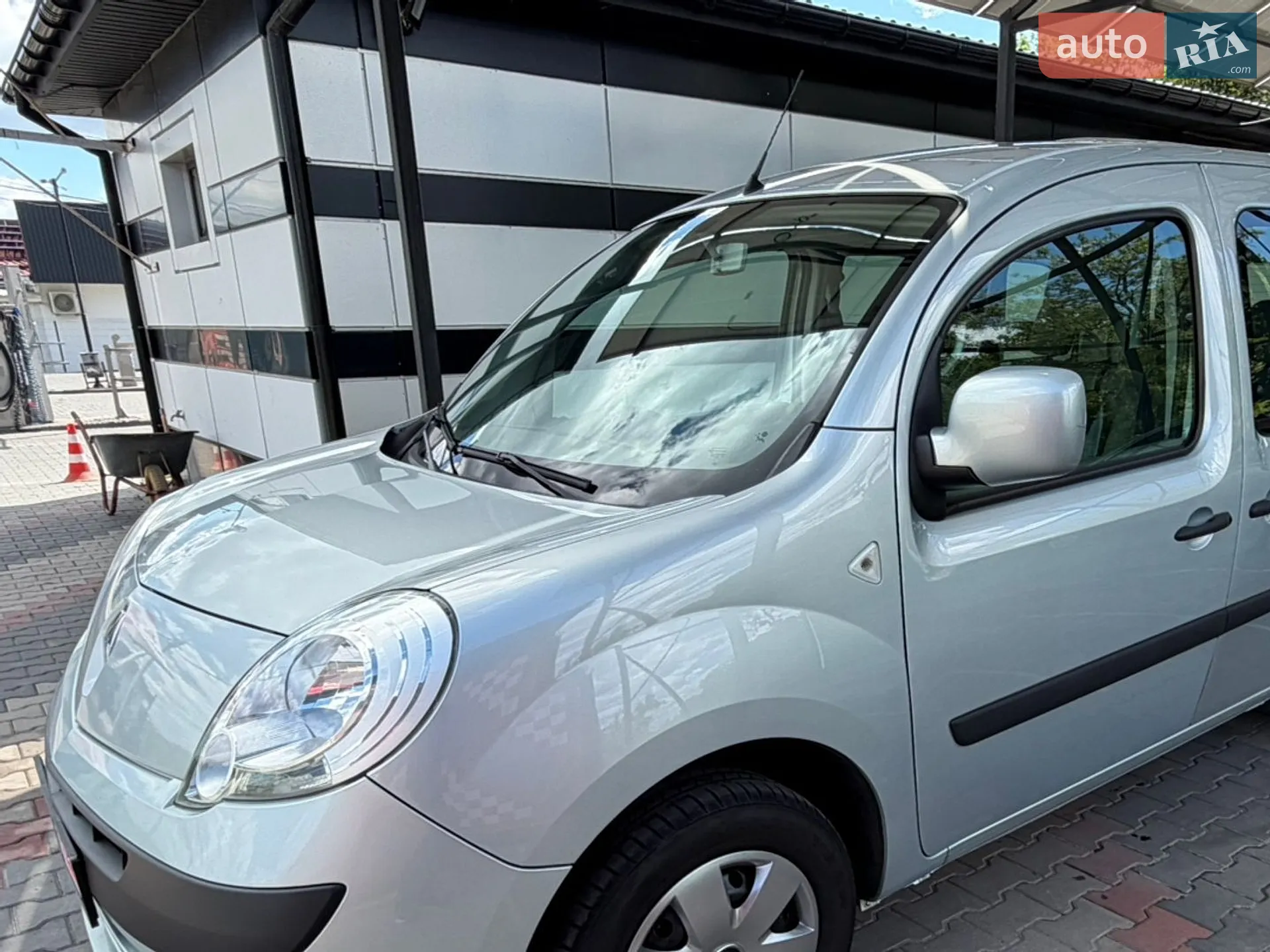 2010 Renault Kangoo - мініатюра 12